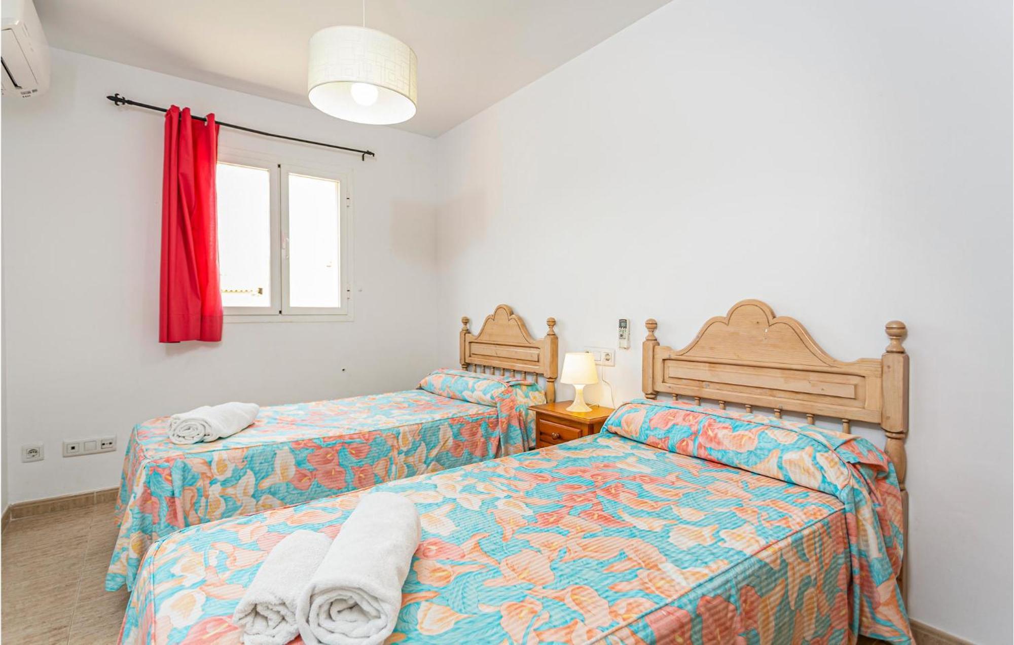 4 Bedroom Beautiful Home In Alcudia Port de Alcudia  Bagian luar foto