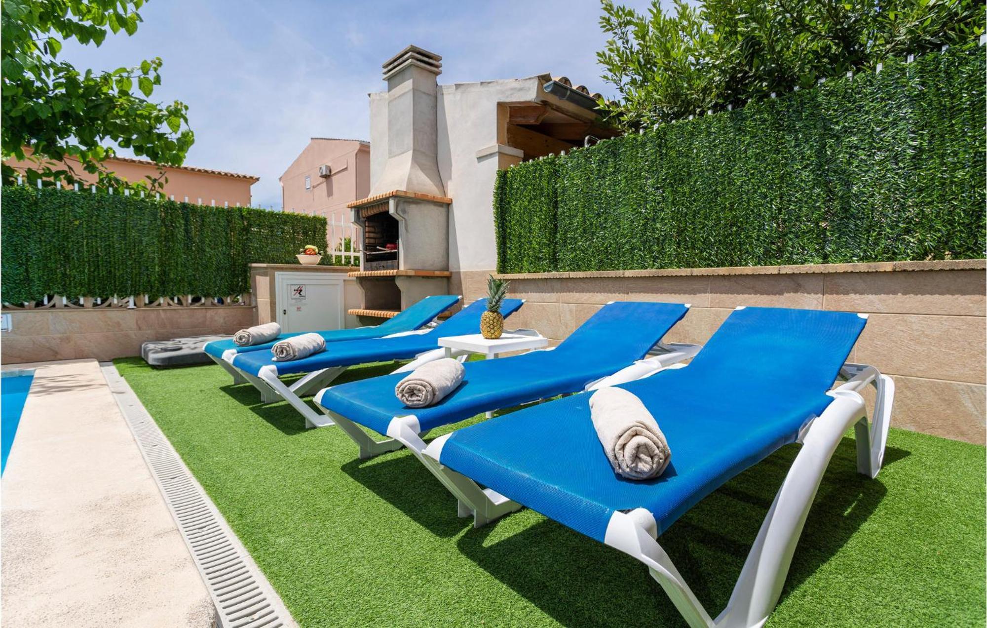 4 Bedroom Beautiful Home In Alcudia Port de Alcudia  Bagian luar foto